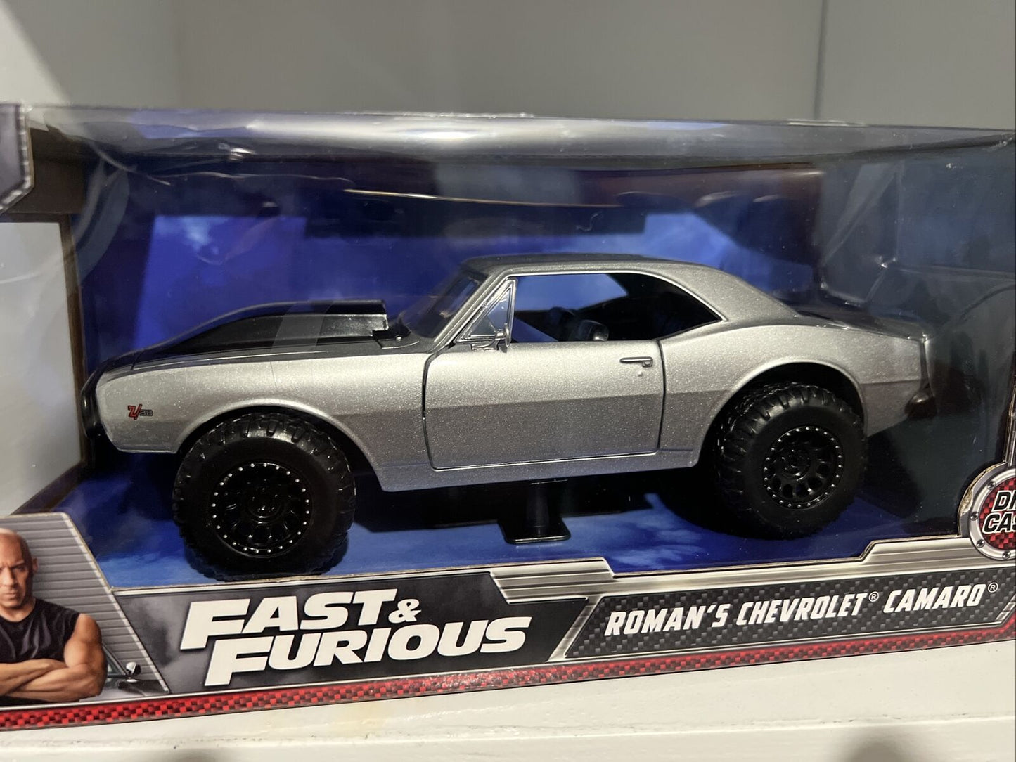 ROMAN'S 1/24 CHEVY CAMARO OFF ROAD 1/24 DIECAST MODEL CAR