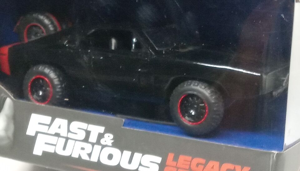 Fast and Furious Legacy Series Tej’s Jeep Wrangler and Dom’s Dodge Charger 1/32 2-PACK