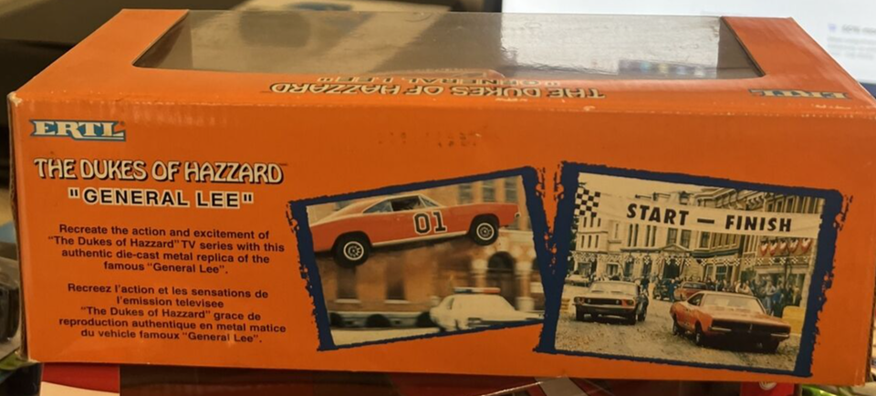 1998 ERTL 7967 The Dukes of Hazzard 1:25 General Lee 1969 Dodge Charger W/BOX