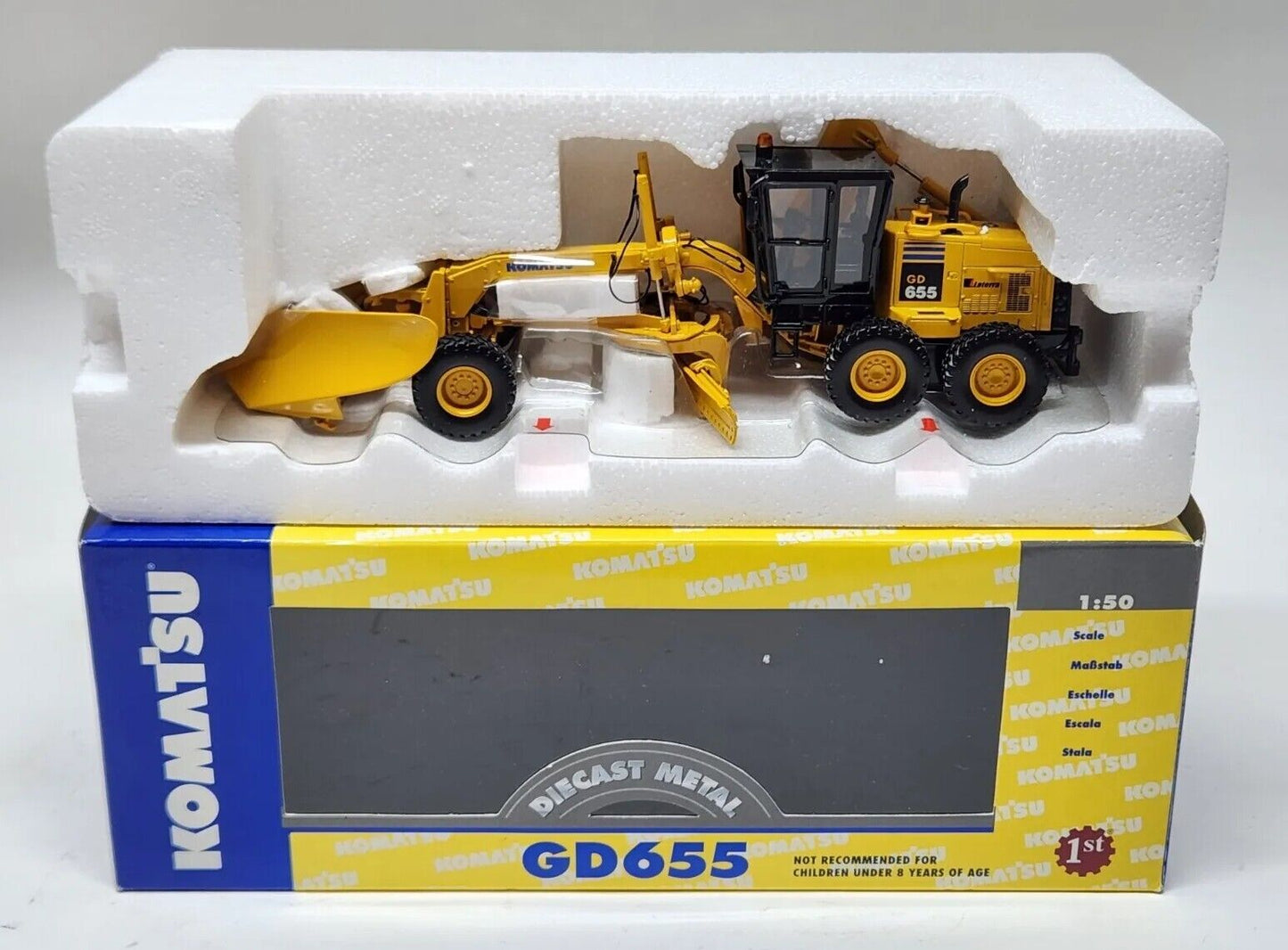 Komatsu GD655 Motor Grader With Snow Equipment By 1st / First Gear 1/50 Scale