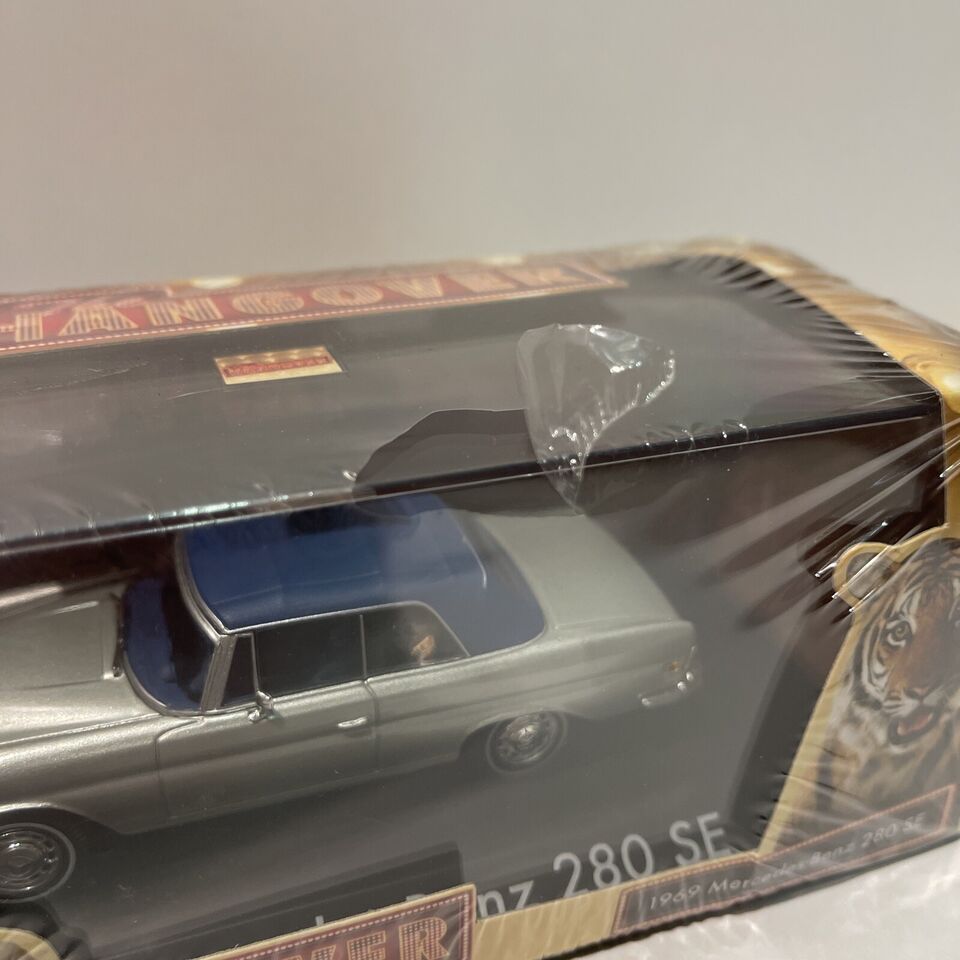 ”THE HANGOVER” GREENLIGHT 1/43 SCALE 1969 MERCEDES BENZ 280SE CONVERTIBLE