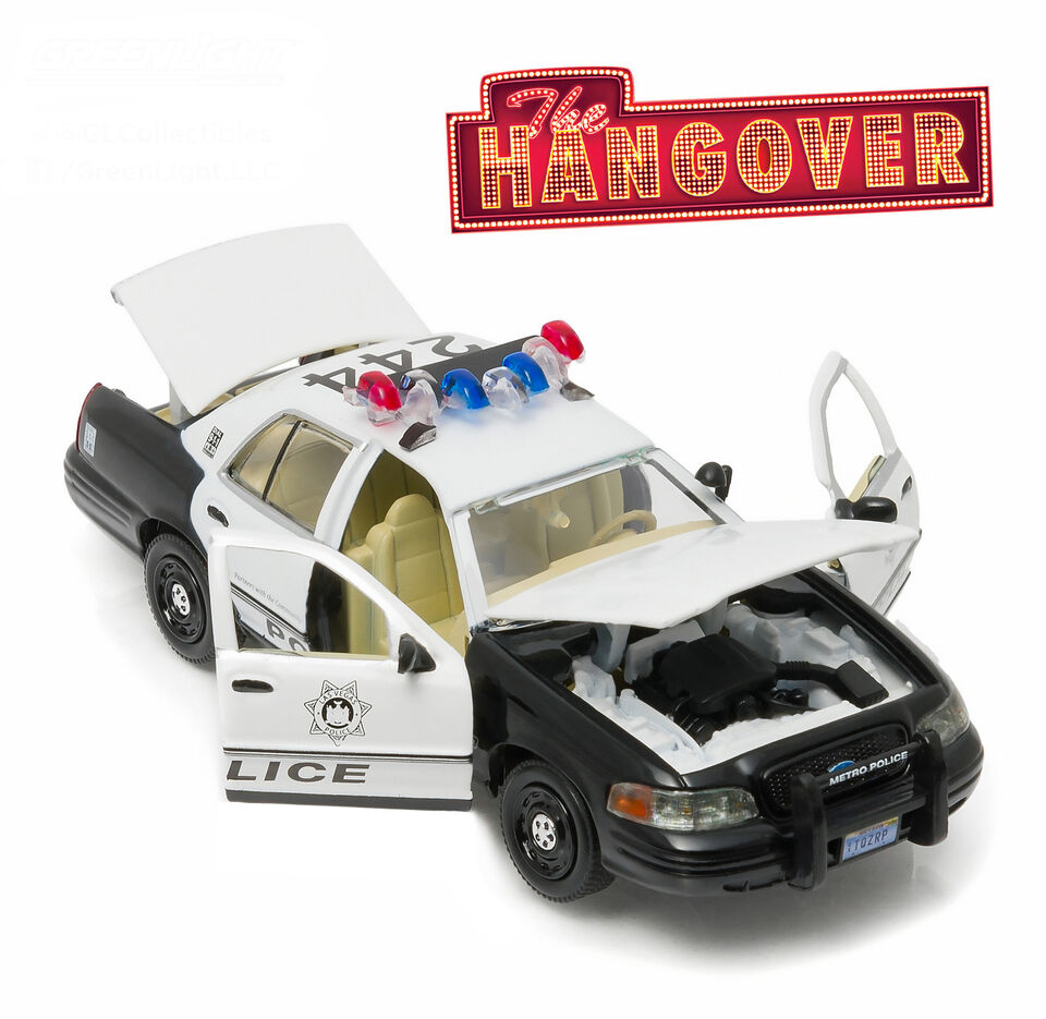 2000 FORD CROWN VICTORIA POLICE INTERCEPTOR "THE HANGOVER" 1/43 GREENLIGHT 86506