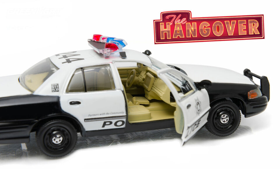 2000 FORD CROWN VICTORIA POLICE INTERCEPTOR "THE HANGOVER" 1/43 GREENLIGHT 86506