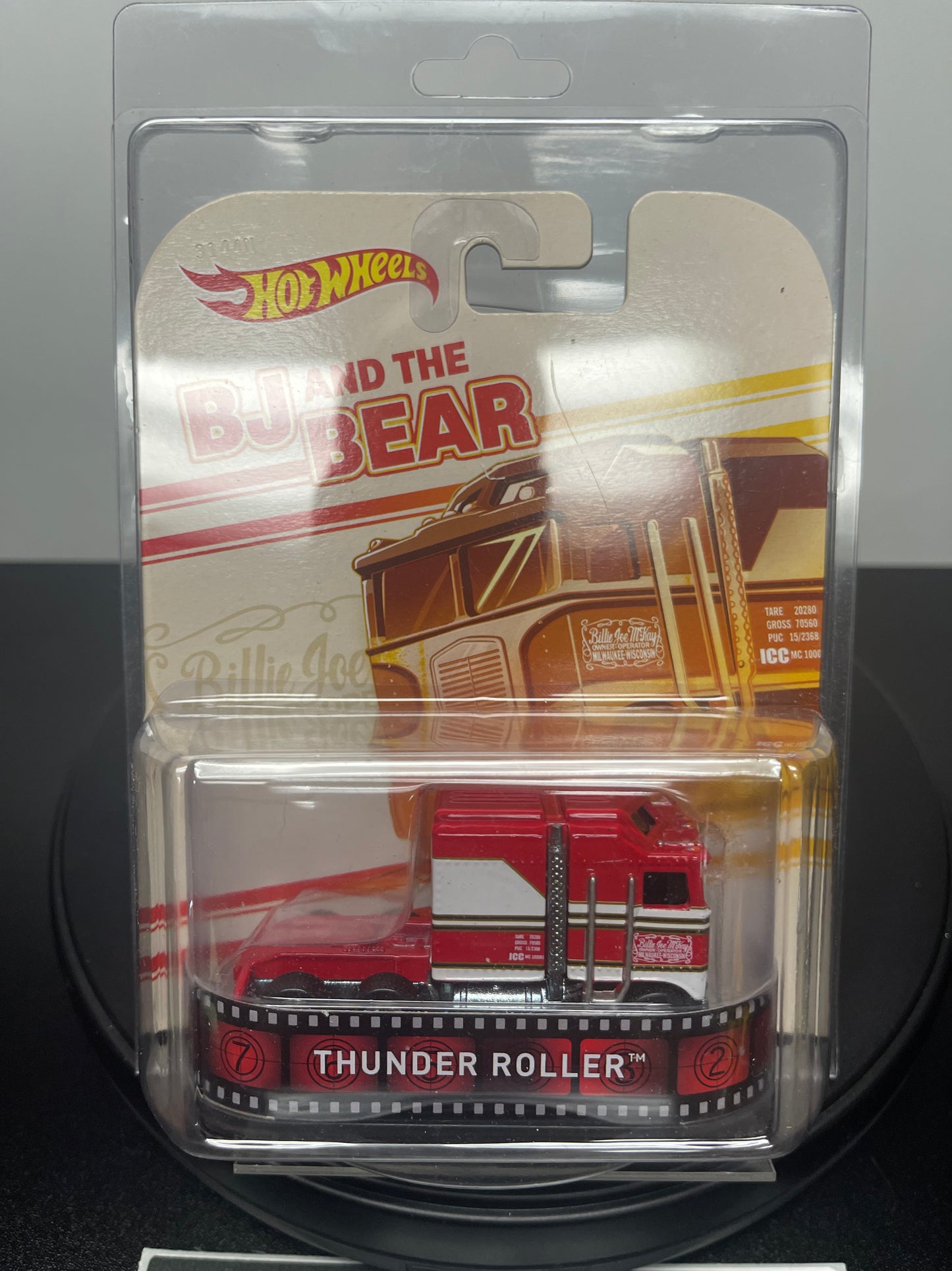 Hot Wheels Thunder Roller BJ and The Bear Retro Entertainment #BDT91 1:64