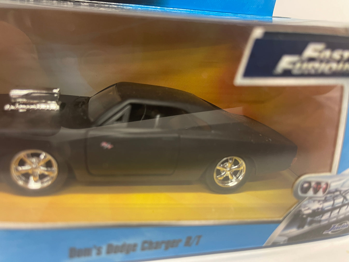 DOM'S DODGE CHARGER R/T 2015 JADA TOYS FAST & FURIOUS FURIOUS 7 1:32