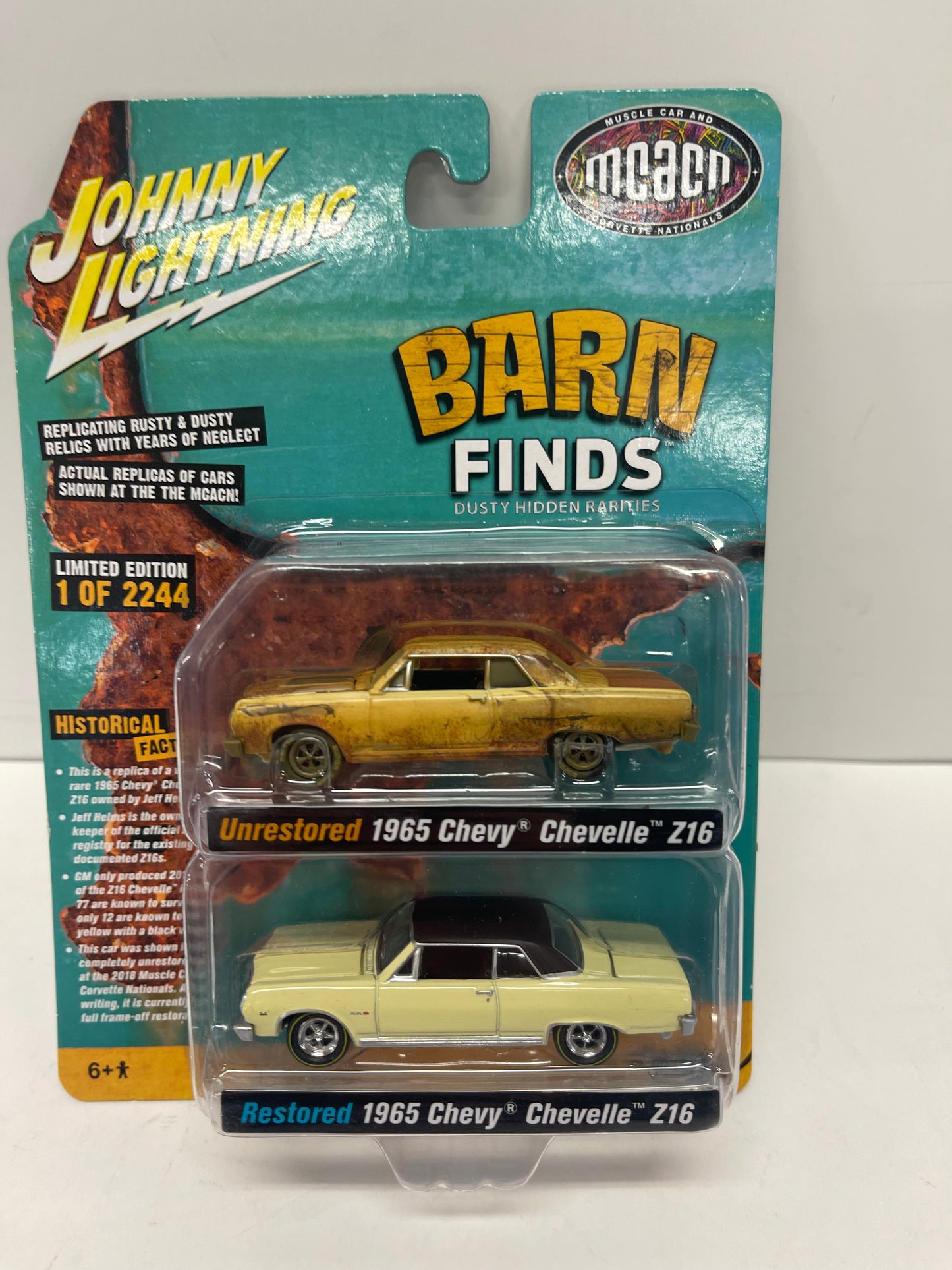 JOHNNY LIGHTNING "BARN FINDS"  2-PACK 1965 CHEVY CHEVELLE Z16