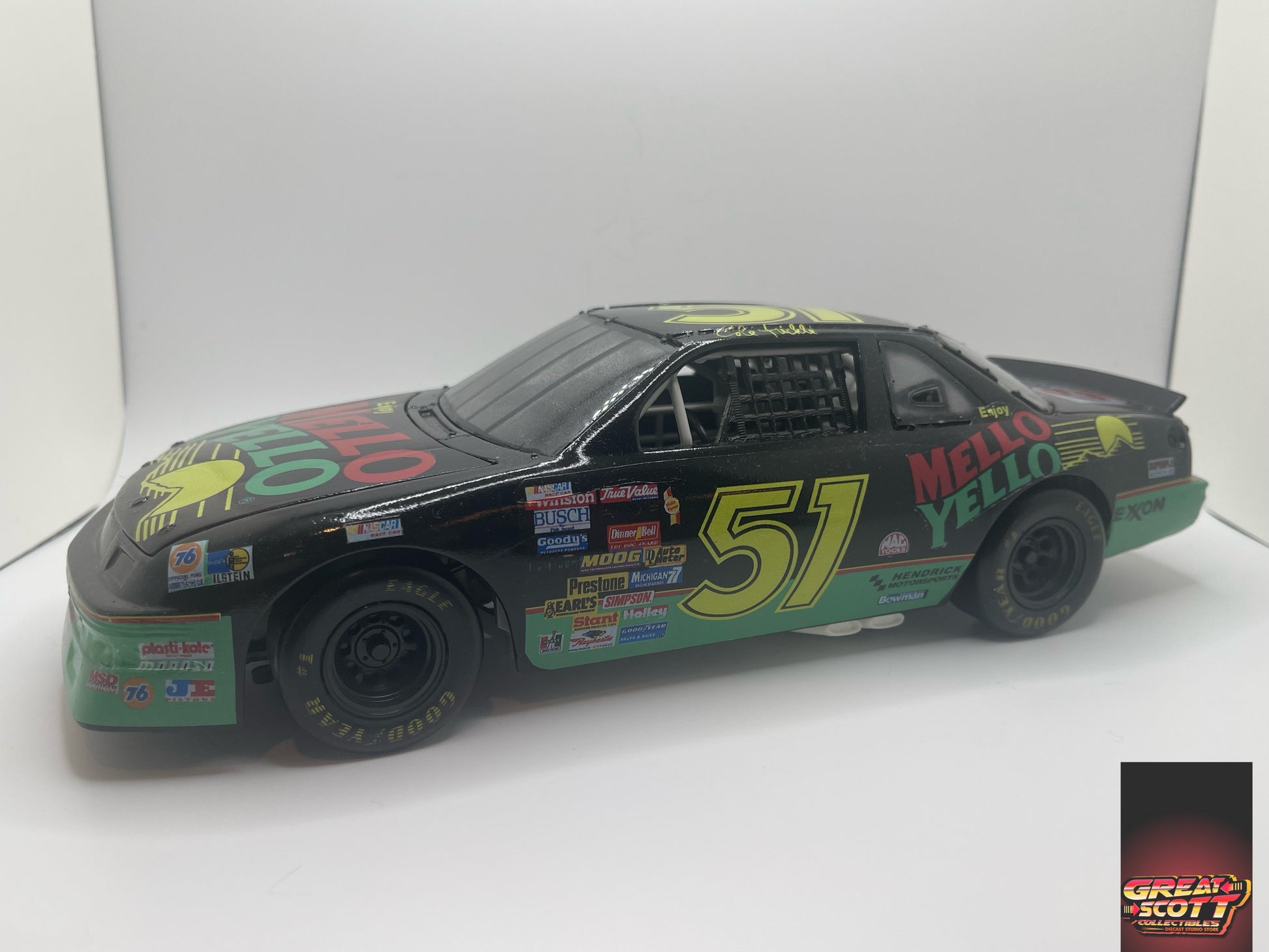 1/18 DAYS OF THUNDER MODEL CAR