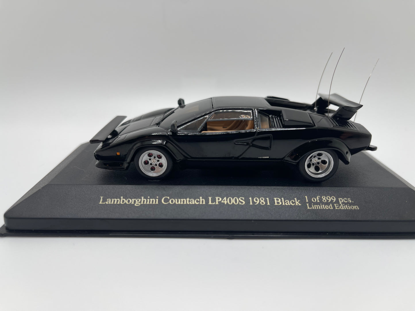 "CANNONBALL RUN" 1/43 Lamborghini Countach LP400S 1981 Black ZI-L06 Mini Car 889 Limited