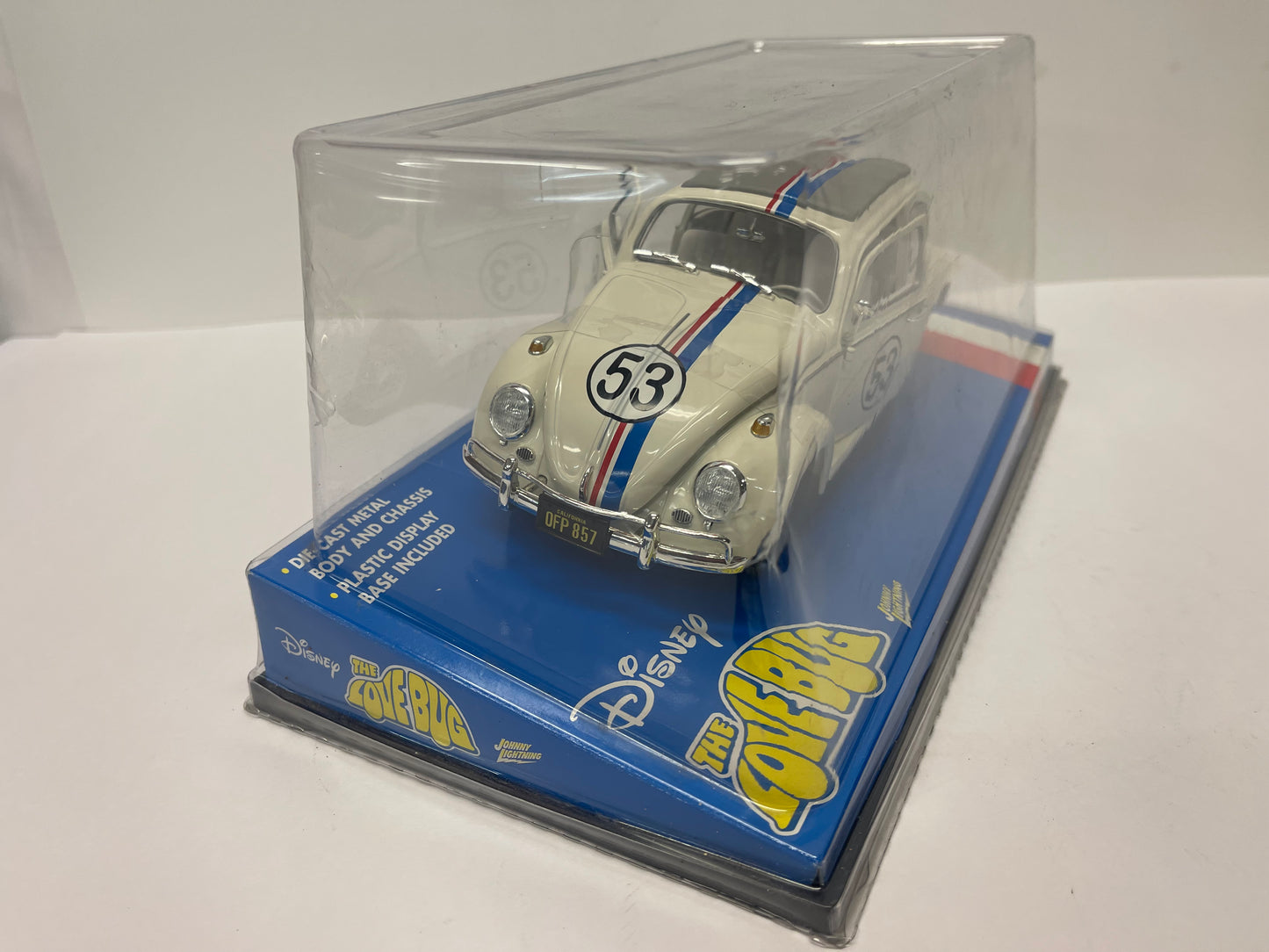 1/18 HERBIE "The Love Bug" by: Johnny Lightning !