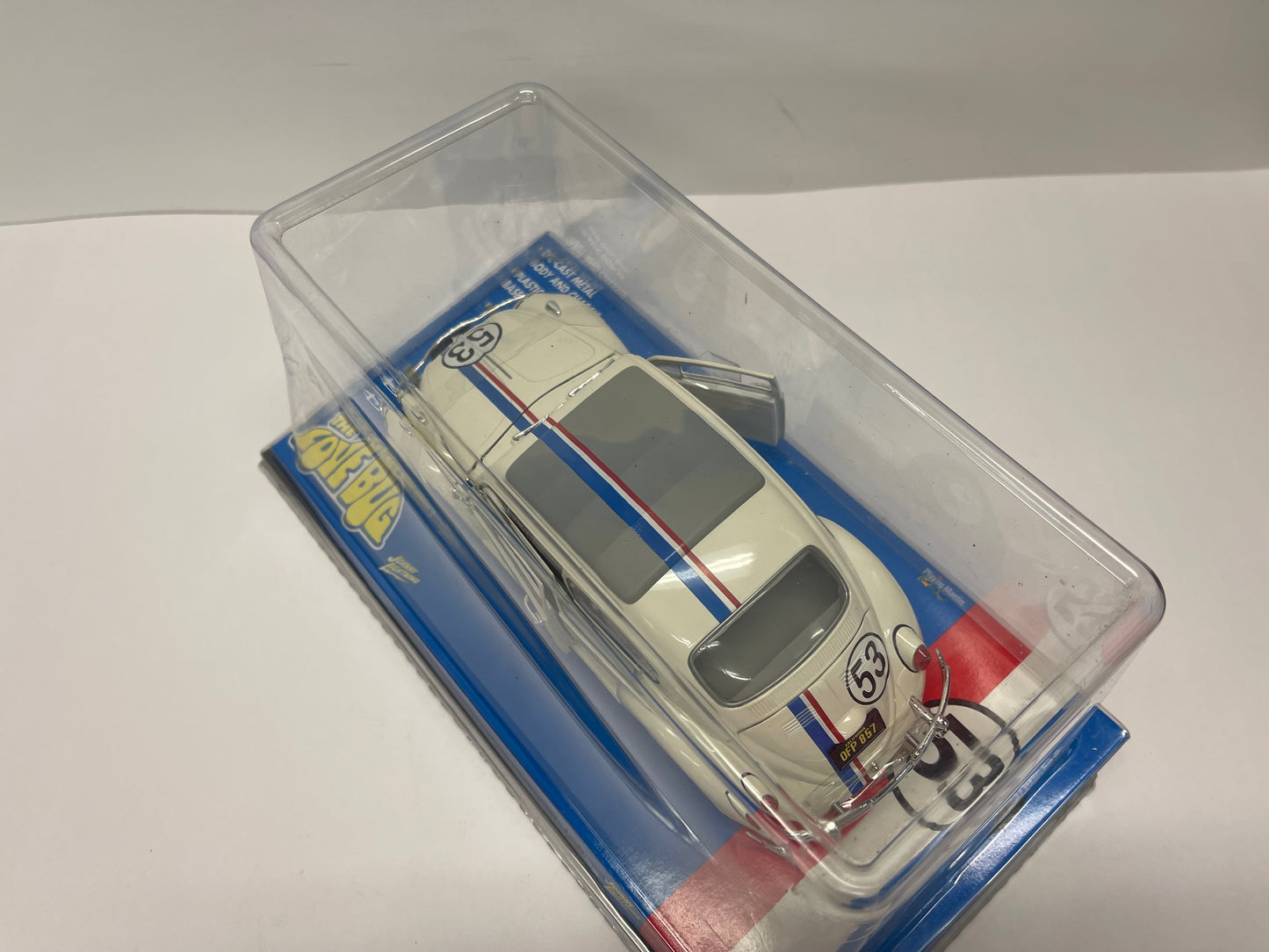 1/18 HERBIE "The Love Bug" by: Johnny Lightning !