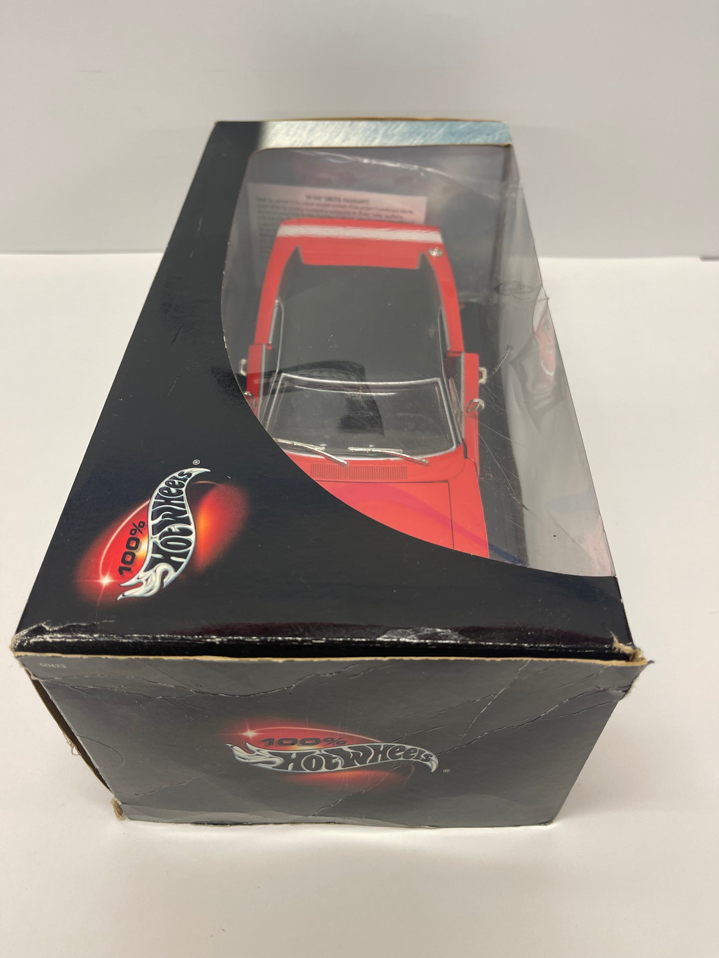 100% HOT WHEELS 1969 DODGE CHARGER R/T RED Scale 1:18 DIECAST