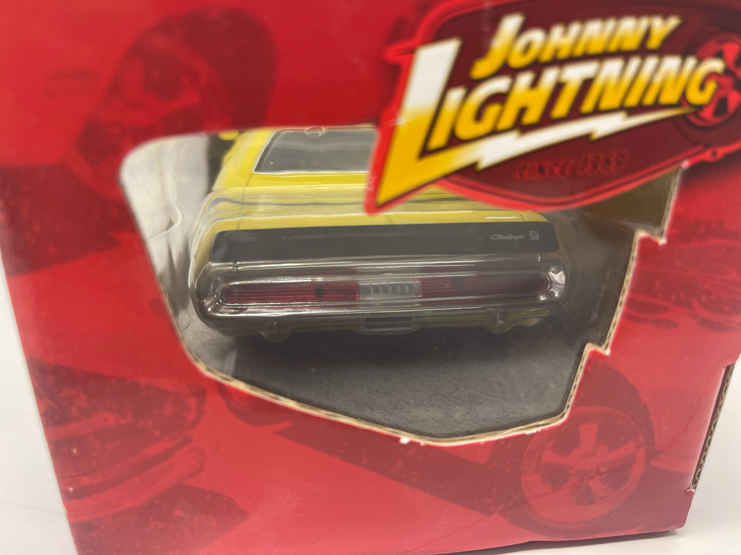 JOHNNY LIGHTNING 1970 DODGE CHALLENGER T/A 340 6 PACK DIE CAST 1:24