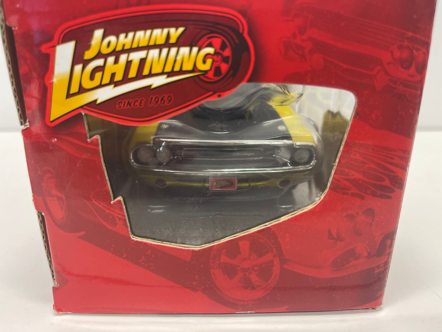 JOHNNY LIGHTNING 1970 DODGE CHALLENGER T/A 340 6 PACK DIE CAST 1:24