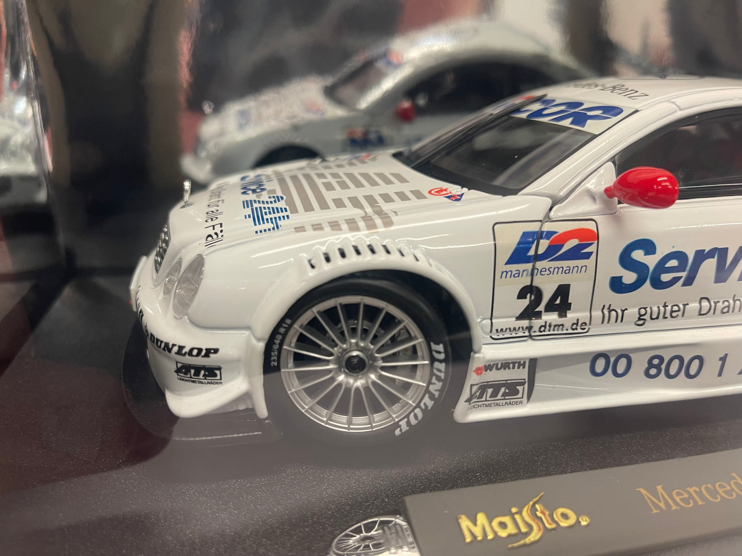 1/18 MAISTO GT RACING 2000 MERCEDES-BENZ CLK-DTM V2