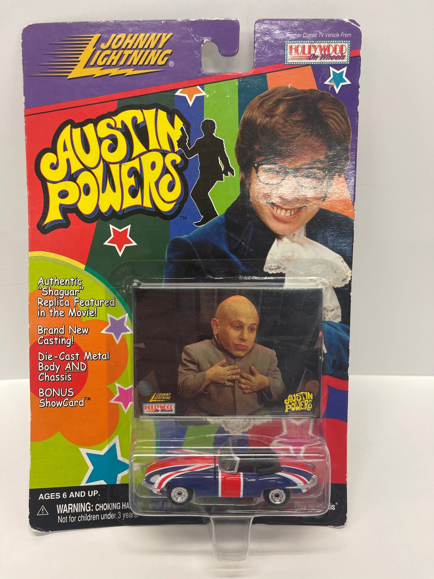 Johnny Lightning Austin Powers' SHAGUAR Jaguar + MINI ME Card