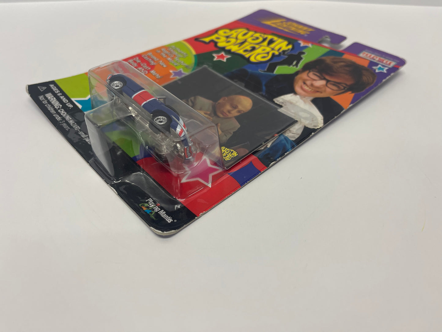 Johnny Lightning Austin Powers' SHAGUAR Jaguar + MINI ME Card