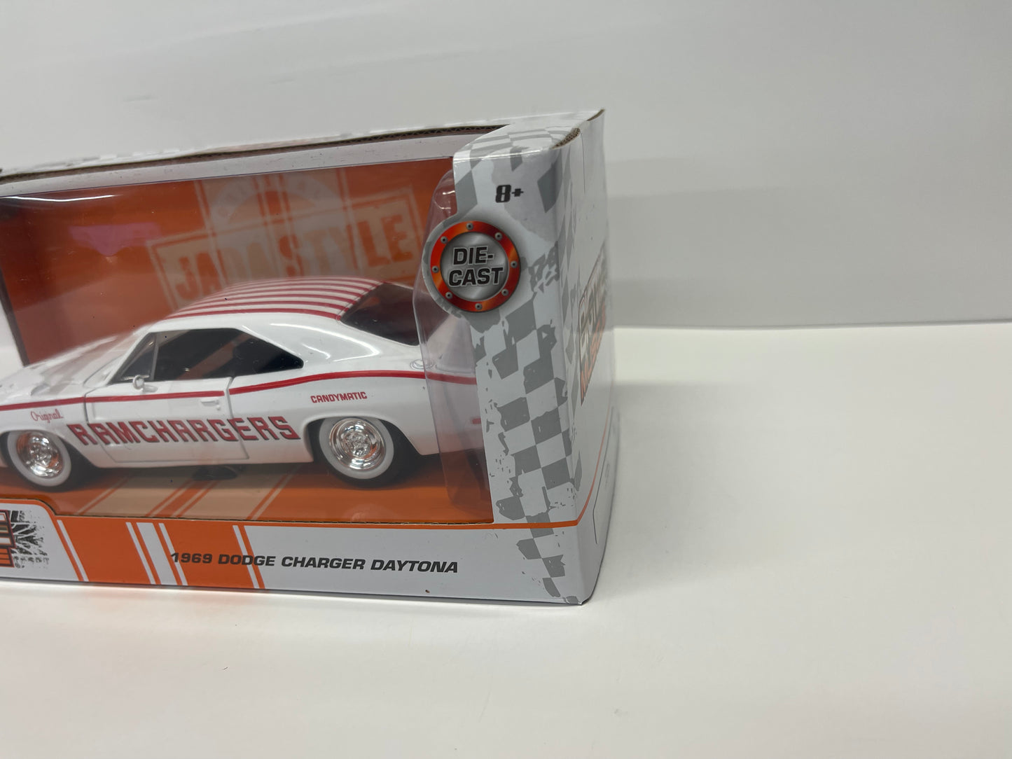 1/24 scale diecast car model of 1969 Dodge Charger Daytona "Bigtime Muscle" Series die cast model car by Jada.