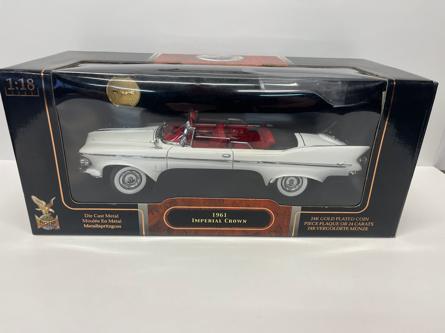 Yat Ming 1/18 1961 IMPERIAL CROWN CONVERTIBLE white w/24k Coin Die Cast model