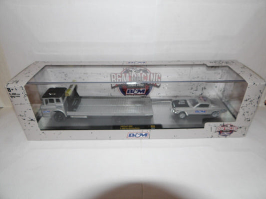 M2 Auto Haulers B&M 1990 Ford C-8000 Ramp & 66 Mustang Gasser silver R55 22-12