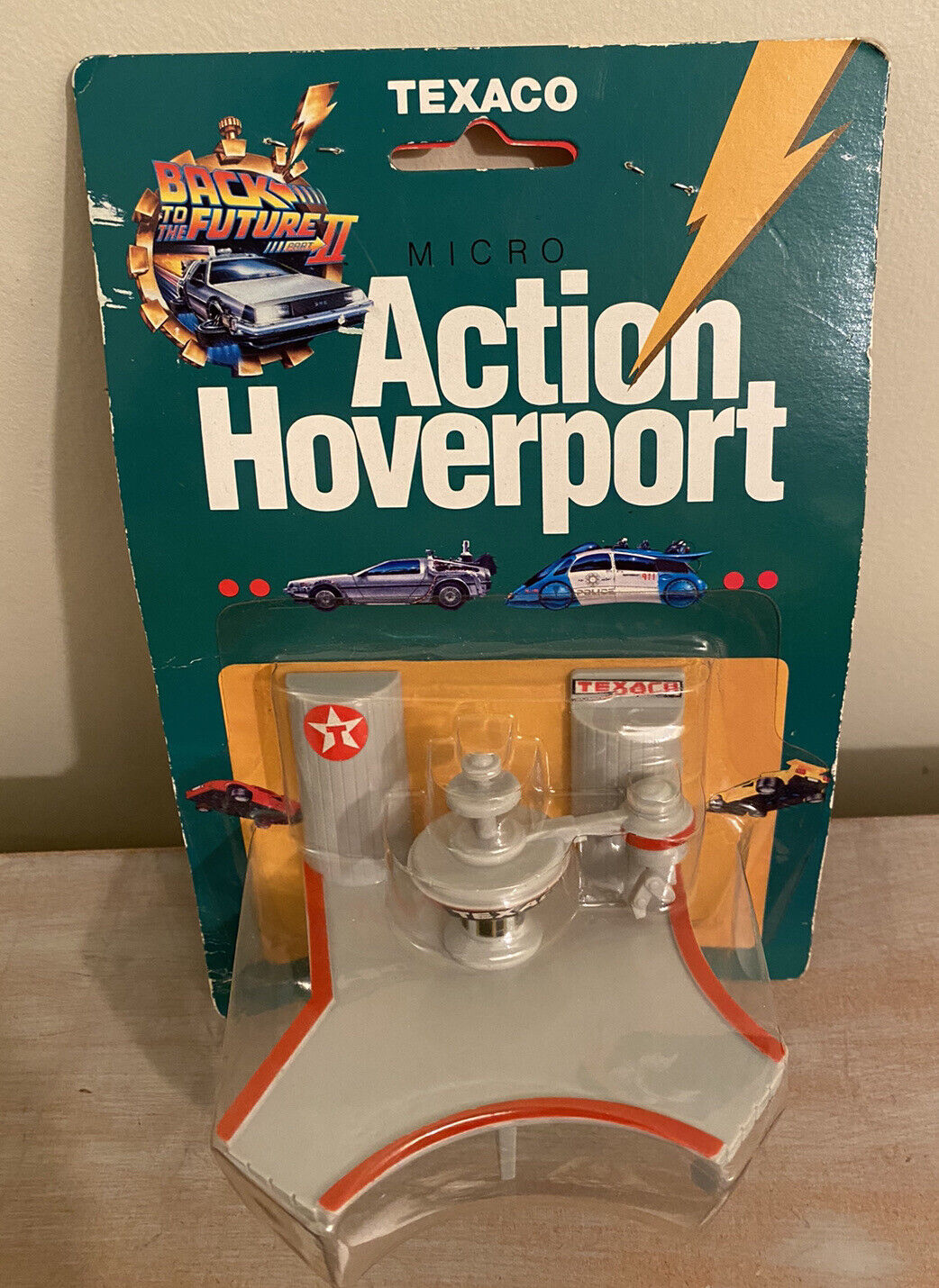 1989 Texaco Back to the Future II Micro Action Hoverport And Hovercars Lot NEW