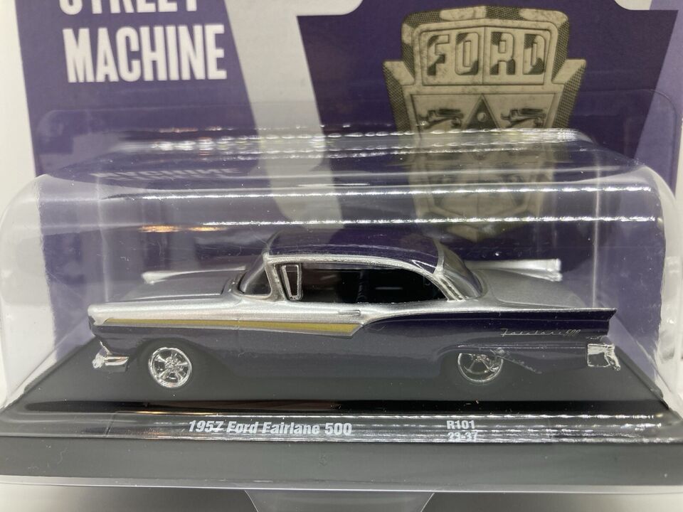 M2 Machines 1:64 scale 1957 Ford Fairlane 500 w/display stand (R101-23-37)