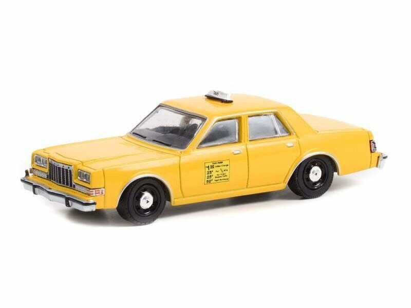 "Thelma & Louise" (1991)  1/64 Diecast Model Car by Greenlight 1984 DODGE DIPLOMAT TAXI