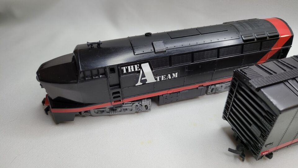 A-Team HO Scale Action Adventure 5pc Train Set 1980s