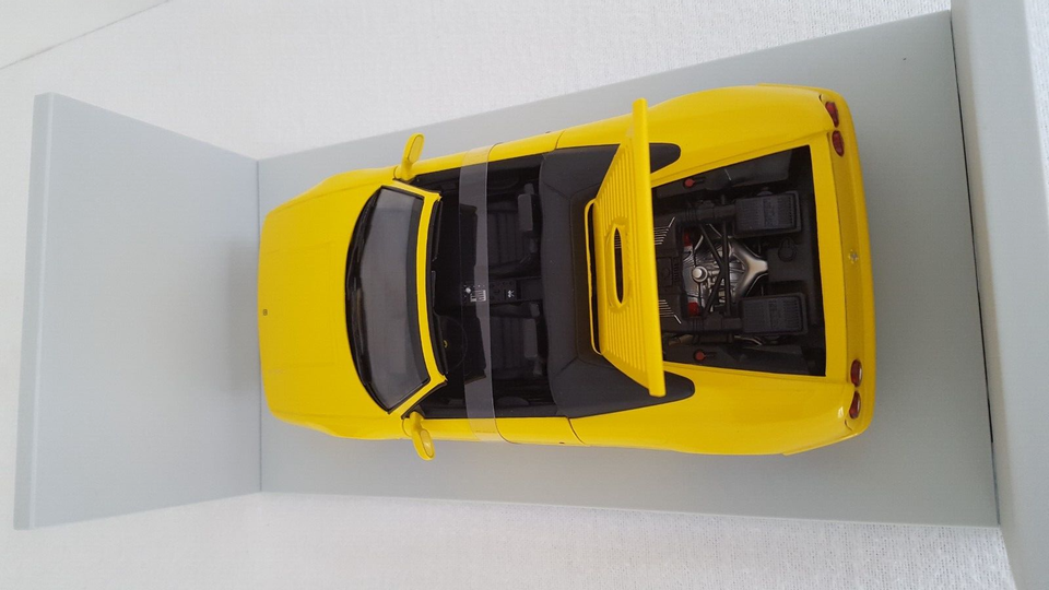 UT Models 1994 Ferrari F355 Spider 1:18 in Yellow, Brand New!
