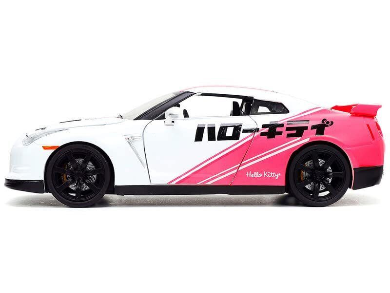 JADA TOYS 1/24 Nissan GT-R (R35) 2009 Hello Kitty Figure Hello Kitty Nissan GT-R