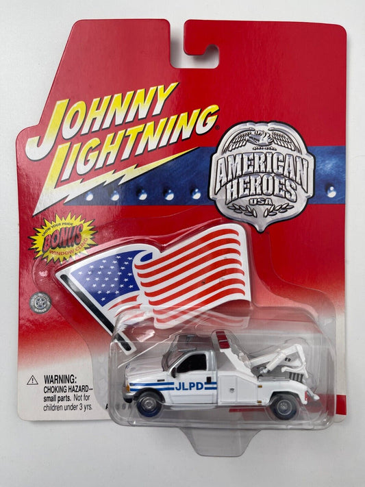 Johnny Lightning - American Heroes USA - JLPD City Tow truck 1:64 Diecast