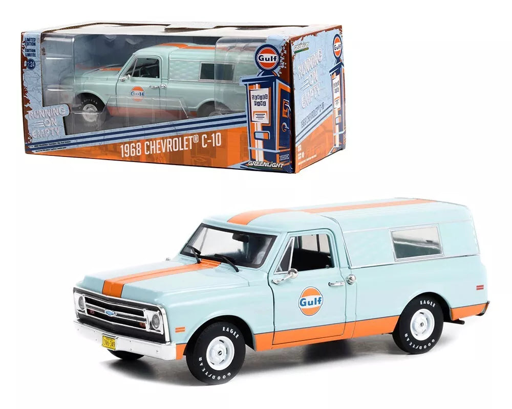 1/24 Greenlight GULF OIL 1968 Chevrolet C-10 & Orange Stripe Light Blue 85062