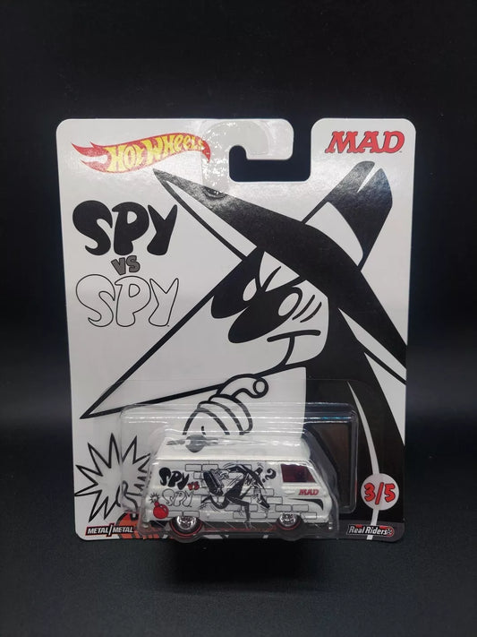 Hot Wheels POP Culture Black SPY VS White SPY, White \'66 Dodge A100 3/5