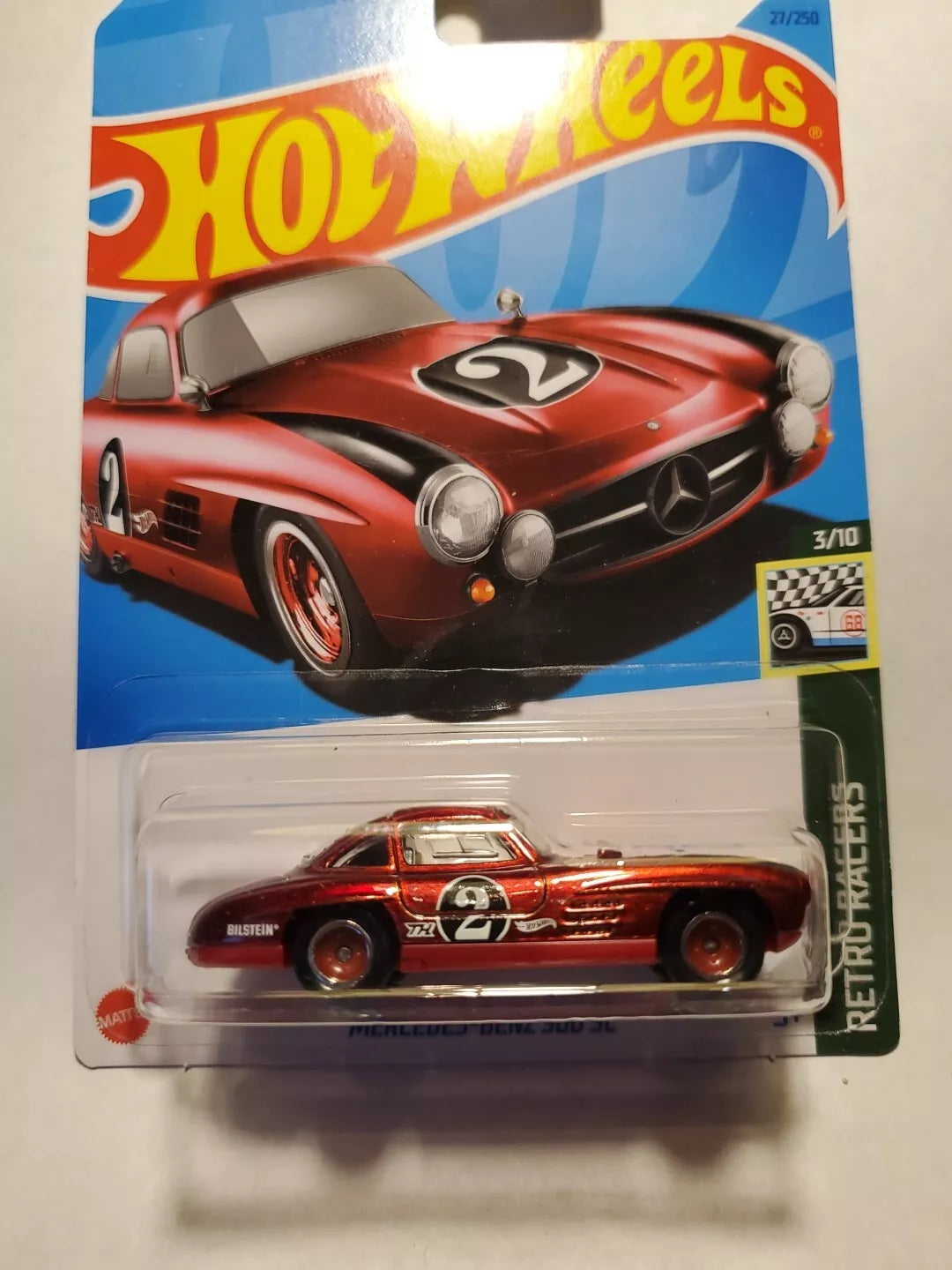 Hot Wheels Super Treasure Hunt Red '21 Mercedes Benz 300 SL Retro w/Protector