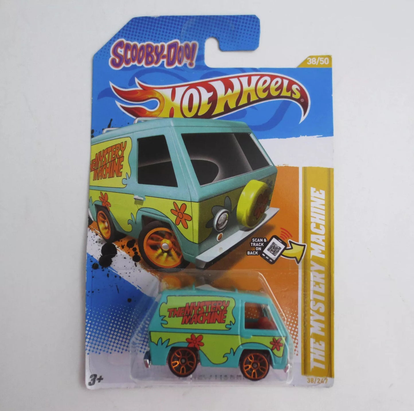 2012 Hot Wheels SCOOBY DOO THE MYSTERY MACHINE VAN 1:64 Die Cast