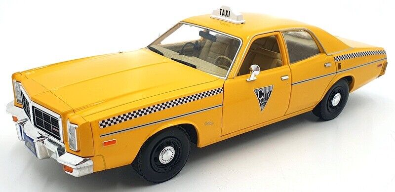 1978 Dodge Monaco Taxi "City Cab Co." Yellow "Rocky III" (1982) Movie 1/18 Diecast Model Car by Greenlight