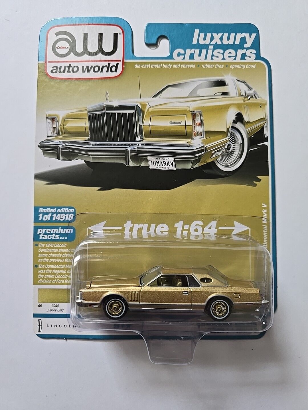 Auto World 1978 Lincoln Continental Mark V Gold Diecast Model Car 1/64