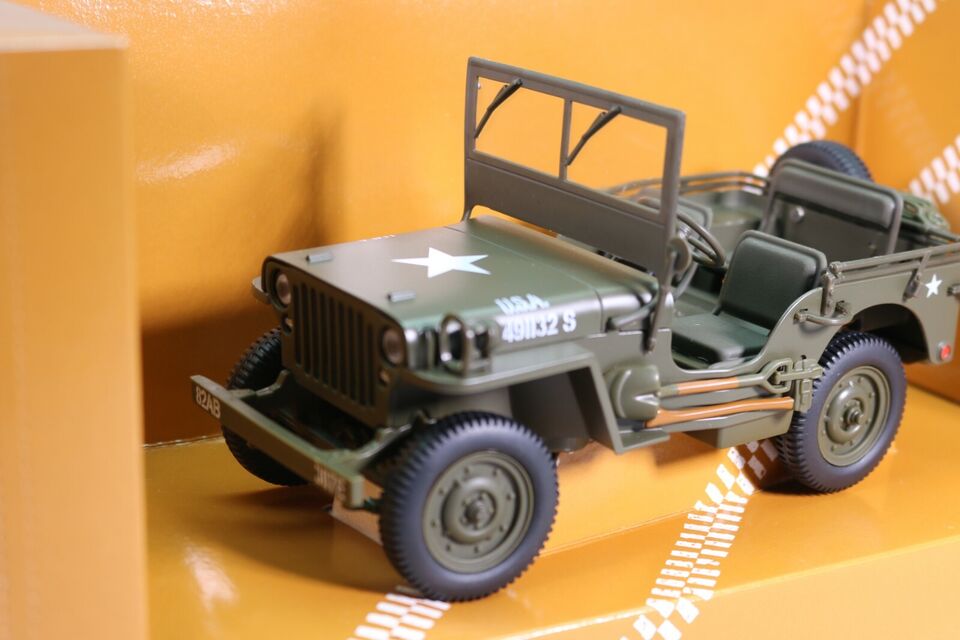 UT Models 1:18 Scale Willy's Jeep Military Army WWII USA